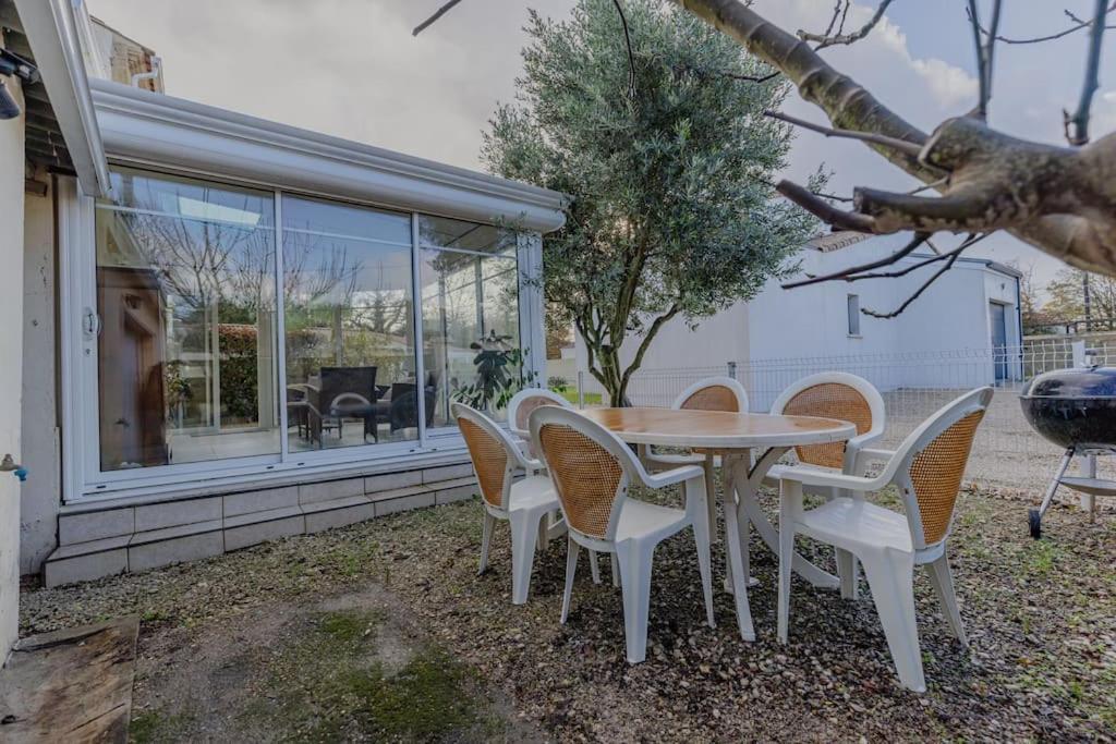 Charmante Maison Au Calme Royan Exterior foto